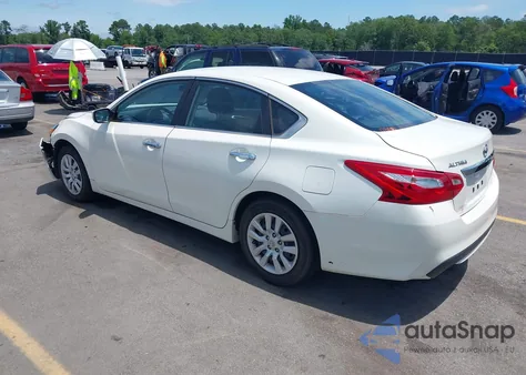 2016 Nissan Altima 2.5/S/Sv/Sl/Sr z USA, uszkodzony, nr VIN 1N4AL3APXGC265404